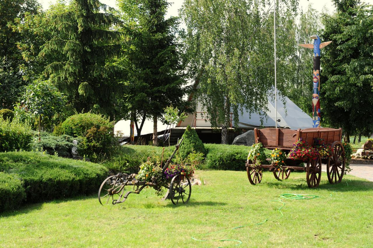 Dworek Wymyslowo Tuchola Extérieur photo