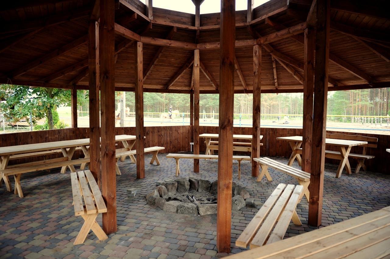 Dworek Wymyslowo Tuchola Extérieur photo